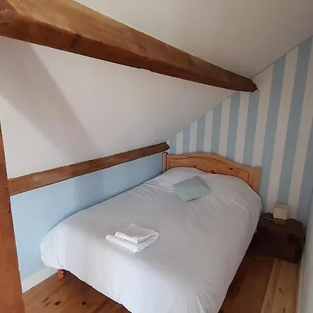 Semesterbostad Chaleureux En Pleine Campagne Vue Sur Les Monts Et Forets Et Le Chateau De Carrouges