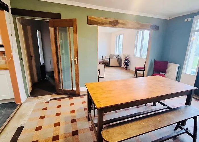 Feriehus Chaleureux En Pleine Campagne Vue Sur Les Monts Et Forets Et Le Chateau De